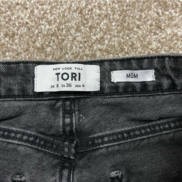 Tori Mom Jean Shorts Distressed - Picture 4 of 7